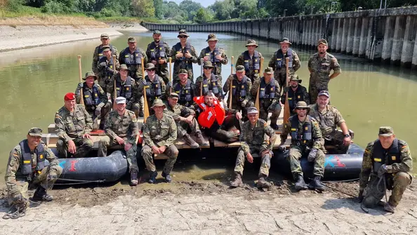 Stellvertretender Divisionskommandeur der 10. Panzerdivision besucht Pionierbataillon 905
